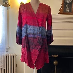 Soft Surroundings Red and Pink Textured Topper